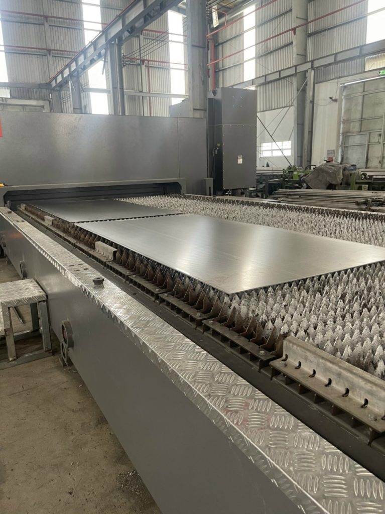 Cắt laser inox là gì