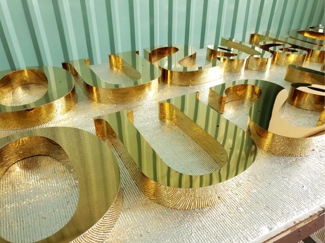 Quy trình gia công chữ inox tại Trường Vinh Laser